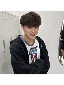 ジーナ 博多筑紫口(Zina) ショートマッシュ×外国人風スペインカール！【福田れん】