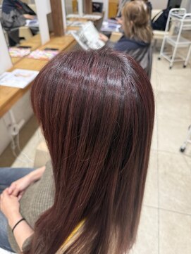 サクラ ビューティー リバージュ(SAKURA Beauty rivage) 派手にならないピンクハイライト