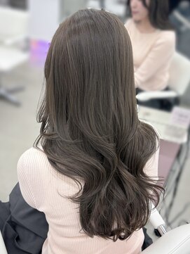 エヌアイ オモテサンドウ(ni omotesando) ☆赤み消しカラー透明感たっぷりオリーブグレージュ ☆