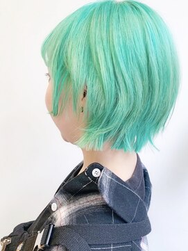 デコラ DECOR ミントグリーンショートボブ