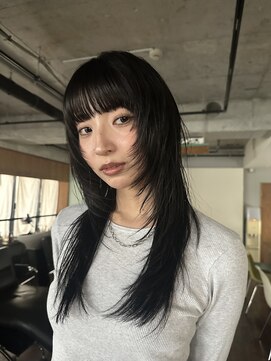 ノラジャーニー(NORA Journey) 【蔵人】ロングハッシュカットレイヤーカットシャギーウルフ