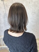 ディーヴァヘアーエズ(DIVA hair Eze)&nbsp;大人可愛いレイヤーボブ/オリーブベージュ/小顔