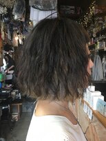 オーバーキャプテンネイキッド(OVER CAPTAIN NAKED) ウェーブボブ☆インナーカラー