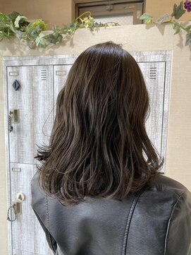 ソルト(Salt) オリーブベージュ