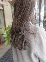 イーズ(e's)&nbsp;ハイライトで作るミルクティ　Genta