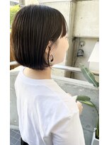 プランツヘアー&nbsp;ラインが綺麗な切りっぱなしボブ　原依里