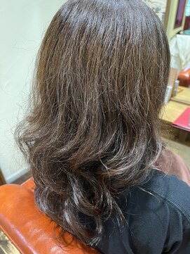 タントラ(tantra) アッシュベージュ☆ゆるふわロング