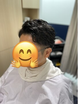 リバティシェアバーバー 銀座(LIBERTY SHARE BARBER) 2ブロックショート/七三/メンズ/銀座/東銀座/〈銀座〉理容室