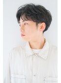 爽やかかき上げセンターパート束感ショートパーマ