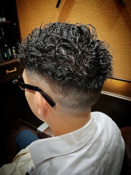 ヒロギンザバーバーショップ 大宮店(HIRO GINZA BARBER SHOP) スペインカール　フェード　大宮　メンズ