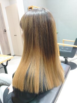 ルシードスタイル アウラ 松戸市五香(LUCIDO STYLE Aura) 艶髪Ｒｅｂｏｒｎ【松戸・五香・髪質改善・トリートメント】