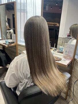 リーオオサカ(Lee Osaka) ベージュ×東芽生