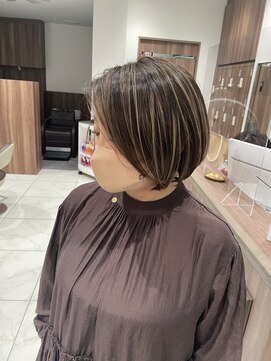 アッシュ 茗荷谷店(Ash) 白髪ぼかしハイライト