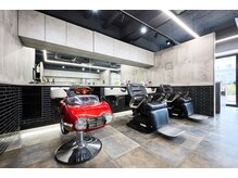 スマイルヘアー 上野入谷店(Smile hair)の雰囲気（お子様に大好評！パパと並んでカット！大切な家族時間にどうぞ！）