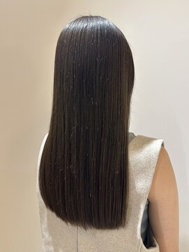 シアン(CyAN) 寒色ベージュ