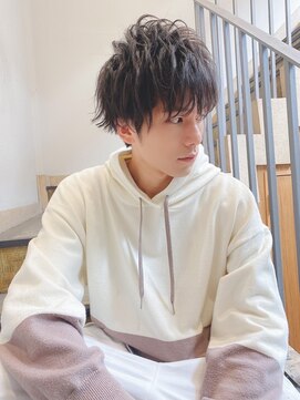 ルービック 枚方(Rubik's) シンプル黒髪くせ毛風パーマ/ツーブロックマッシュショート