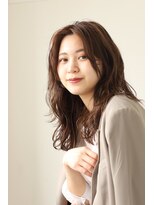 エクリ(equri×SHISEIDO)&nbsp;動きのあるレイヤースタイル×ハイライト