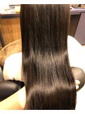 上品大人きれい美髪うる艶ストレート【カミケンパセオ】