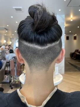 アンフィ 矢向(Anphi) 9-5 刈り上げ