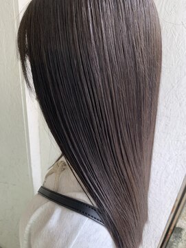 ロマンヤカタ ファース(ROMAN YAKATA fars) 髪質改善 プレミアムカラー ブリーチ無透明感カラー@田代4/29