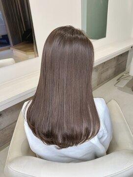 ノーチェ(noche) 艶感ショコラグレージュ