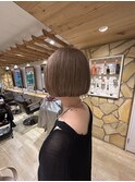 ミルクティーベージュ