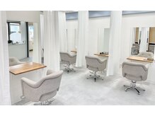 明るい白髪染め専門店 兵庫駅前の雰囲気（あなただけのプライベートタイム♪他のお客様と目が合わない！）