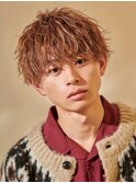 波巻きパーマツイストスパイラルパーマツーブロックメンズ黒髪