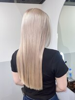 エゴ 池袋(EGO) ホワイトブロンド/ホワイトベージュ/ハイトーンカラー