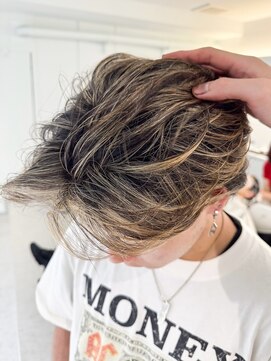 ノラ ウメダ(NORA UMEDA) メンズハイライト細いハイライト海外風サーフハイライト