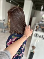 エルピス 大和店(elpis)&nbsp;白髪に合わせたハイライト