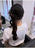 毛先出しお団子サイドポニー