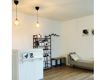 Hair Salon m　【ヘアーサロンエム】