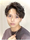 刈り上げ前下がりパーマ