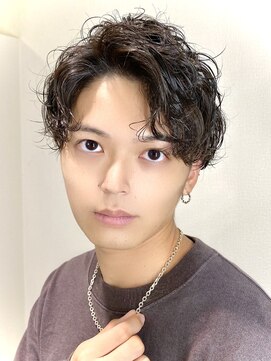 フラム(vlam) 刈り上げ前下がりパーマ