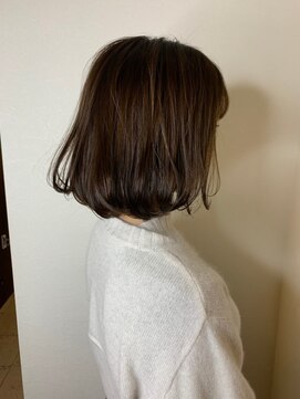 モルニ(MORNI) マロンブラウン_マロンベージュ Aラインボブ かきあげ