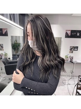 キング 枚方店(K!ng) 【枚方、高槻】ホワイトハイライト