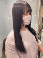 ヘアーアンドメイク ビス(HAIR&MAKE bis)&nbsp;透明感あるトーンダウンカラーアッシュグレー【加藤沙久楽】