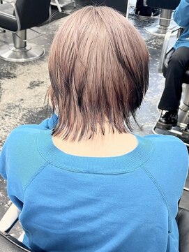 ココ 原宿(KOKO) ミルクティーアッシュ黒髪小顔クラゲヘアーココアベージュ