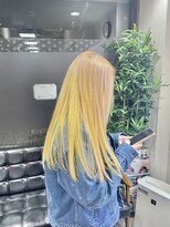 庵 ヘアー(hair) ホワイトベージュ×インナーイエロー