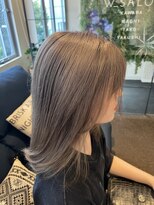 ダブル アンダーバー サロン(W_SALON) 【W_SALON 河原町】アッシュグレー/ミディアムボブ