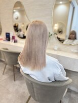 ラビス 池袋(Lovis)&nbsp;2ブリーチでつくるホワイトベージュ<池袋/悠斗>