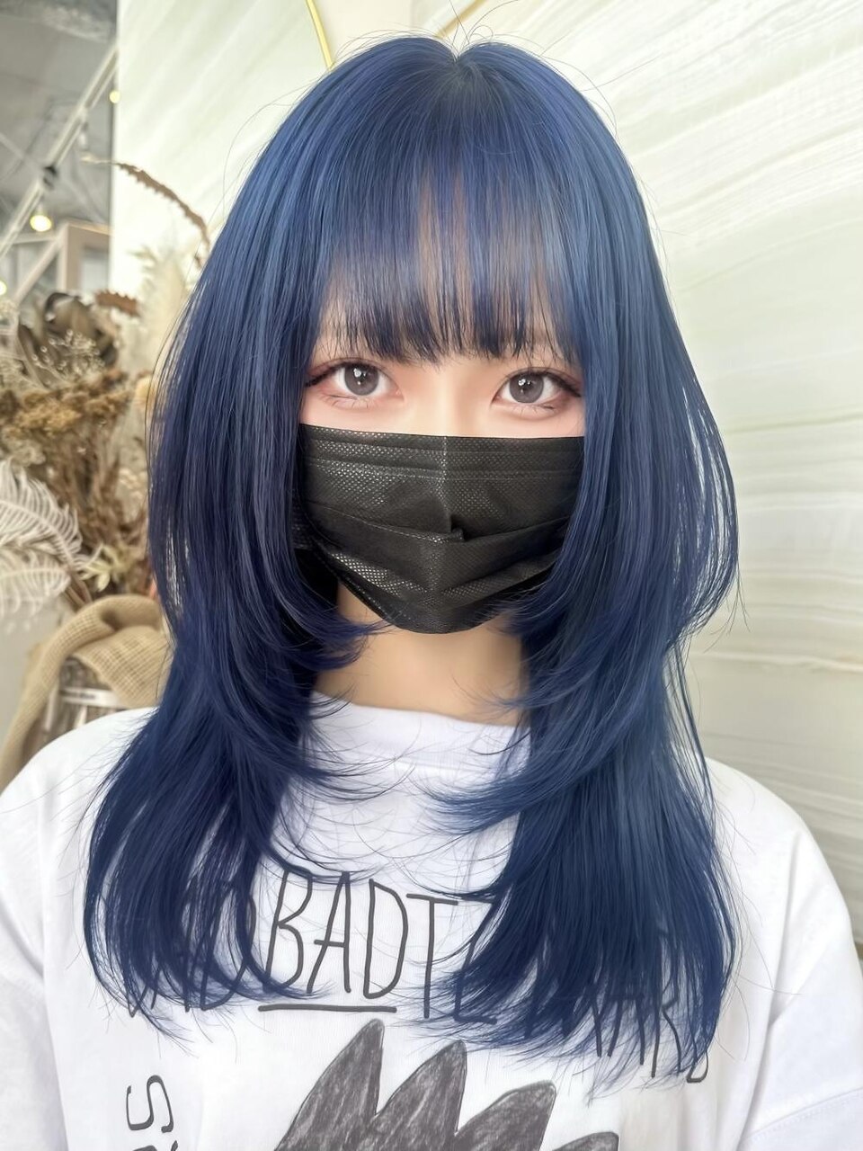 2025年秋】ネイビーブルーの髪型・ヘアアレンジ｜人気順