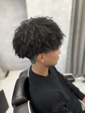 リプレイ 草津店(RIPLAY) MEN’S HAIR/ブルーブラック/フェザーパーマ/草津