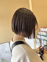 ナギ 栃木(nagi)&nbsp;前下がりパツッとボブ