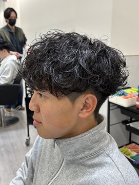 ビカムメンズヘアー 栄店(become men's hair) 王道カール感の波巻きパーマ