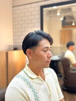 ジェントル(GENTLE)&nbsp;清潔感ある毛流れで仕上げる大人のツーブロックショート