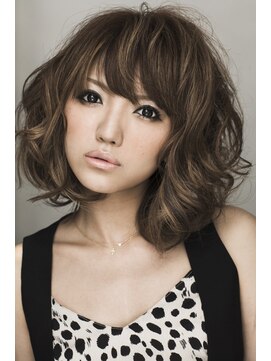 フェイス 南１１条店(FAITH) 重めのボブに大きめカールでせめるエロカワスタイル