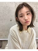 ダークベージュ ロブ