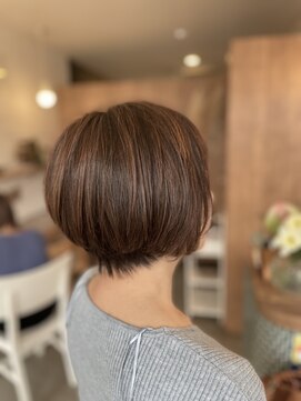 アンティム(untime) 大人のヘアカラー（ボブ）